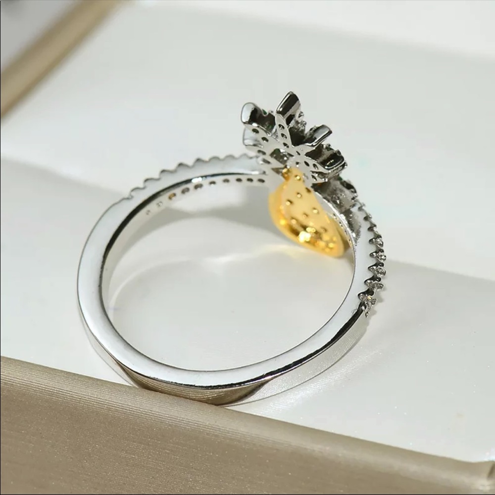 New 925 Silver Cute Fruit Pineapple Zircon Ring - Picture 3 of 4